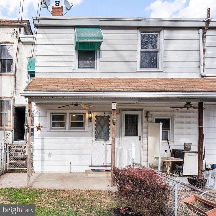 215 8th Street photo 22