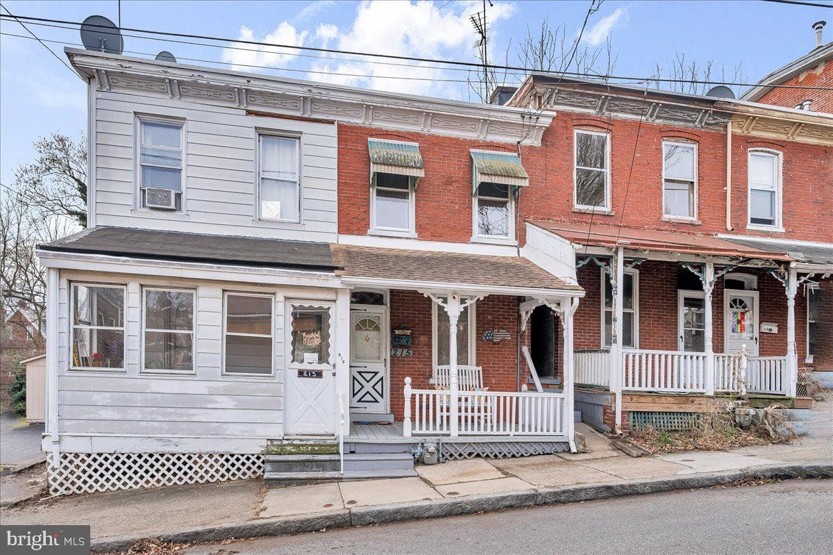 215 8th Street photo 24