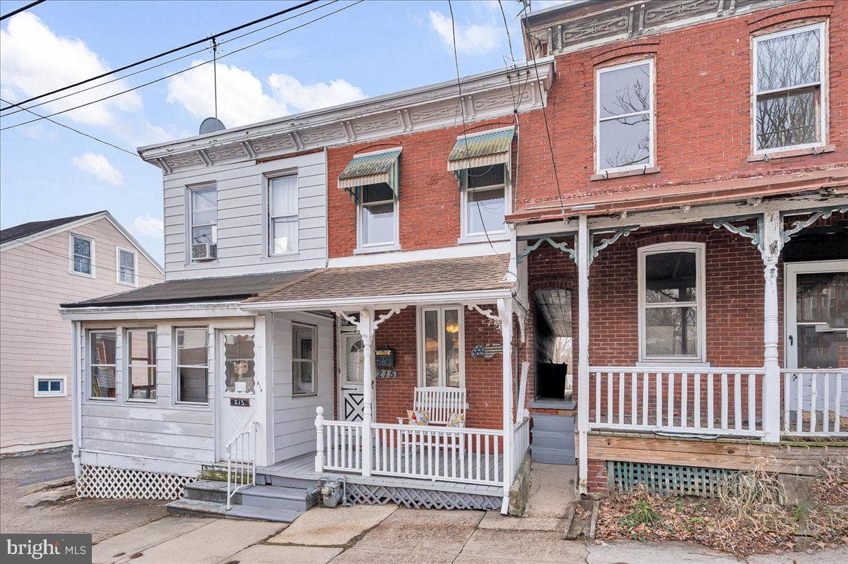 215 8th Street photo 25