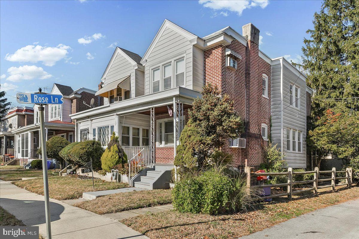 210 Sunnyside Avenue