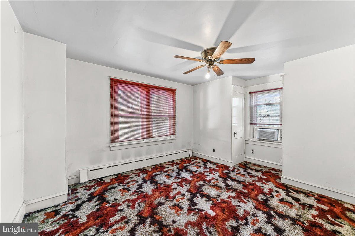 210 Sunnyside Avenue photo 11