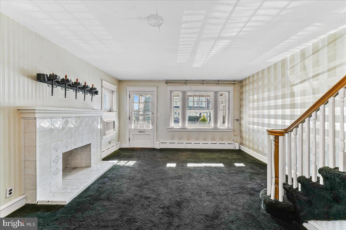 210 Sunnyside Avenue photo 4