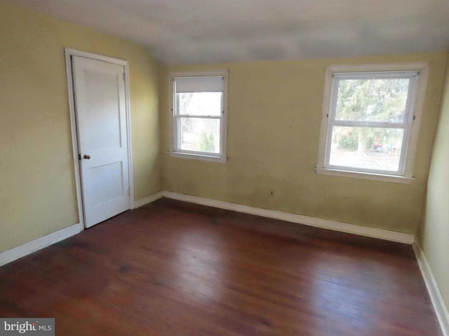 111 S Forest Road photo 12