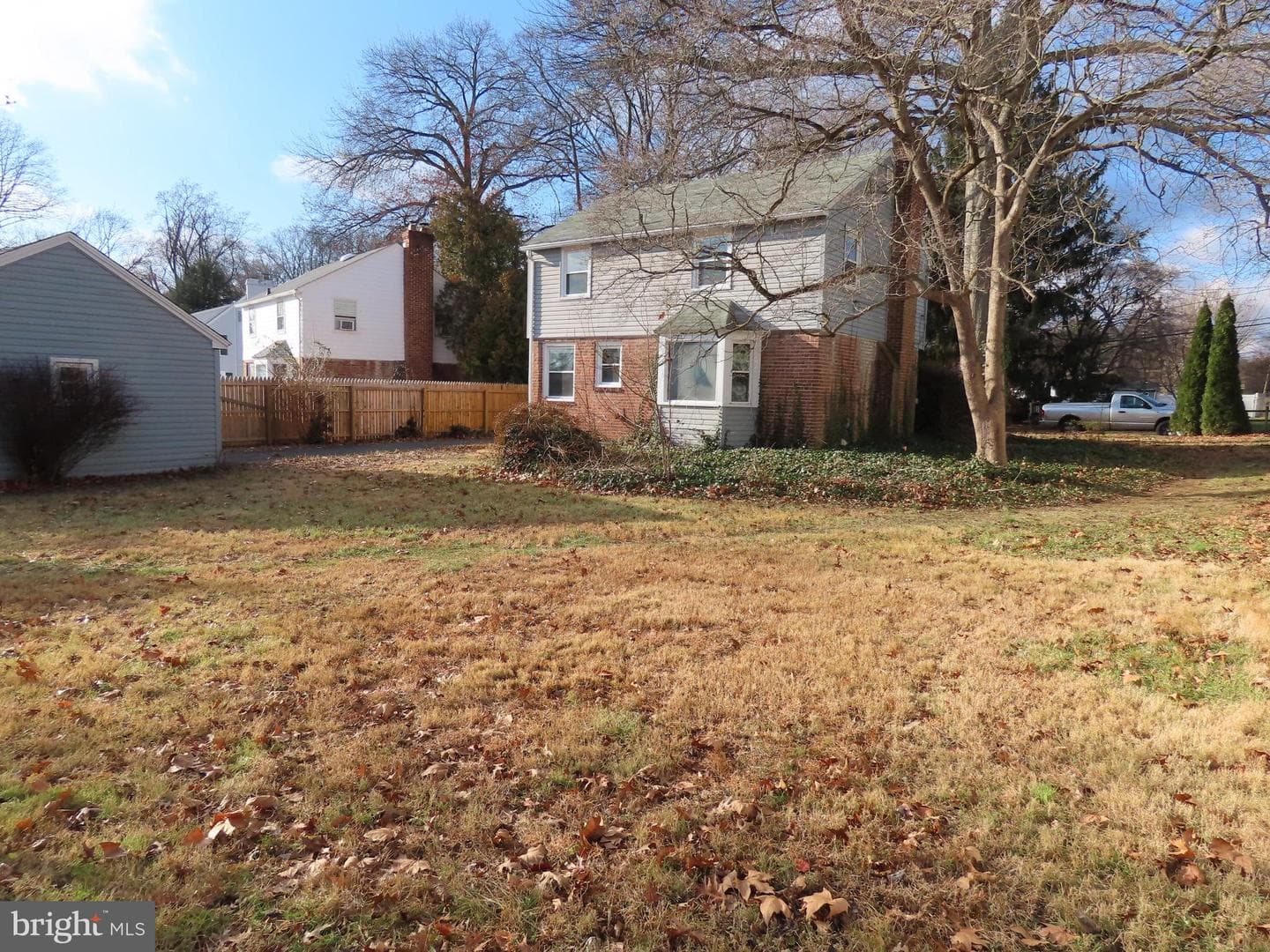 111 S Forest Road photo 4