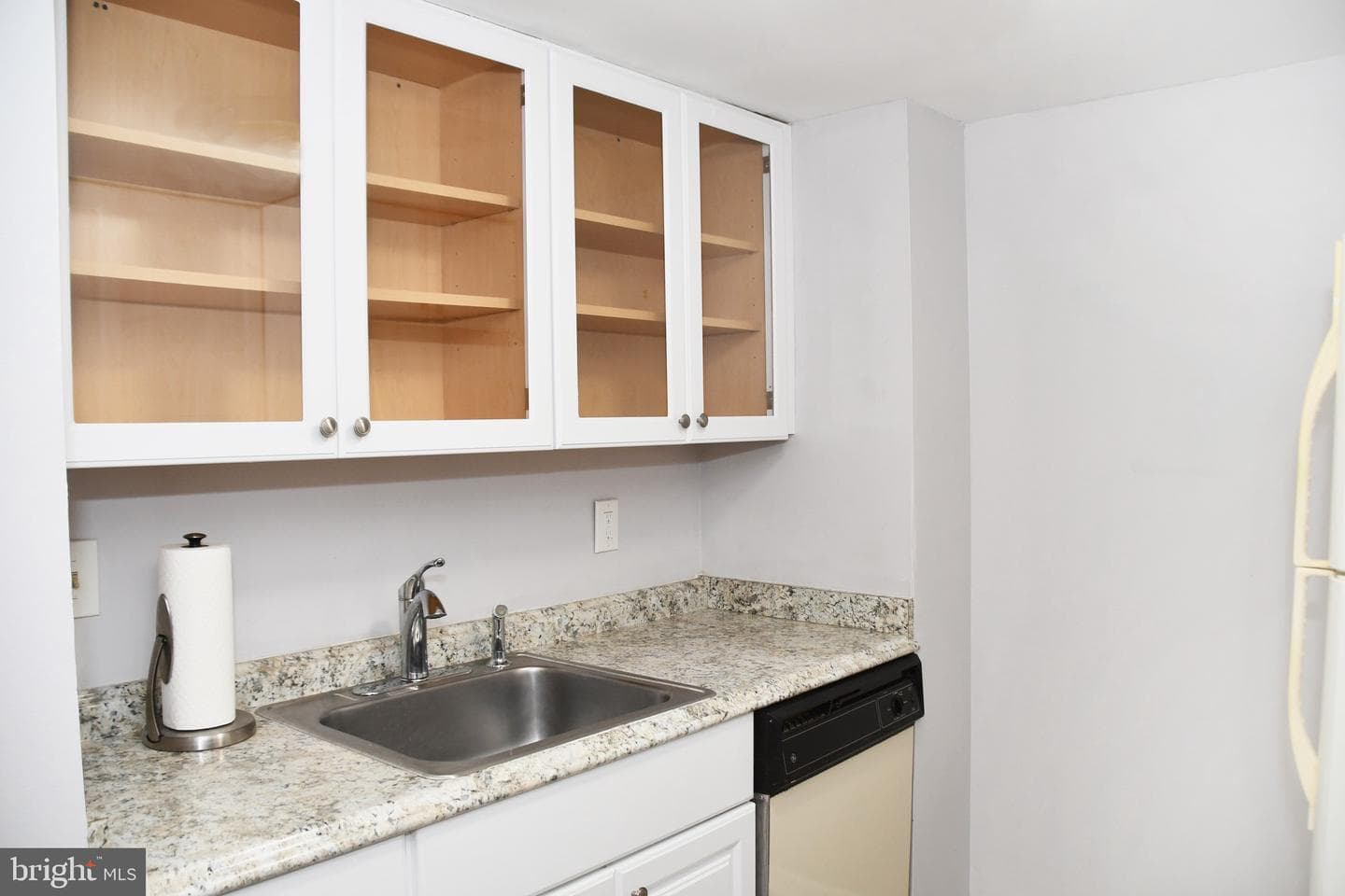 800 Avondale Road #7n photo 22