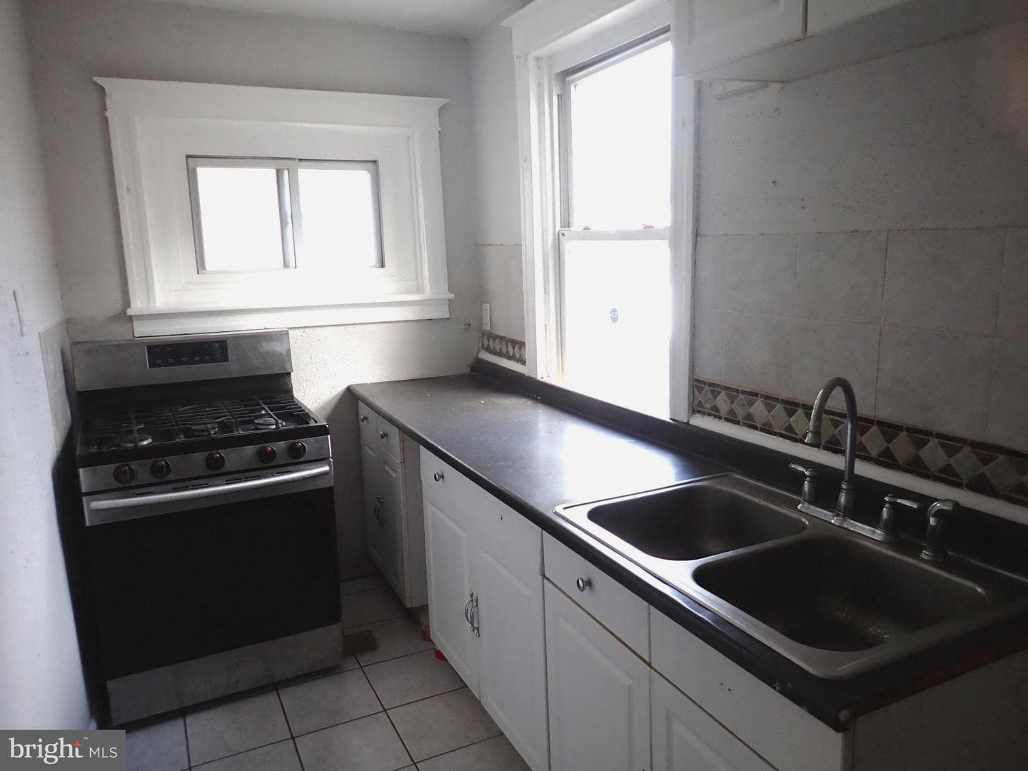 405 Hazel Avenue photo 2