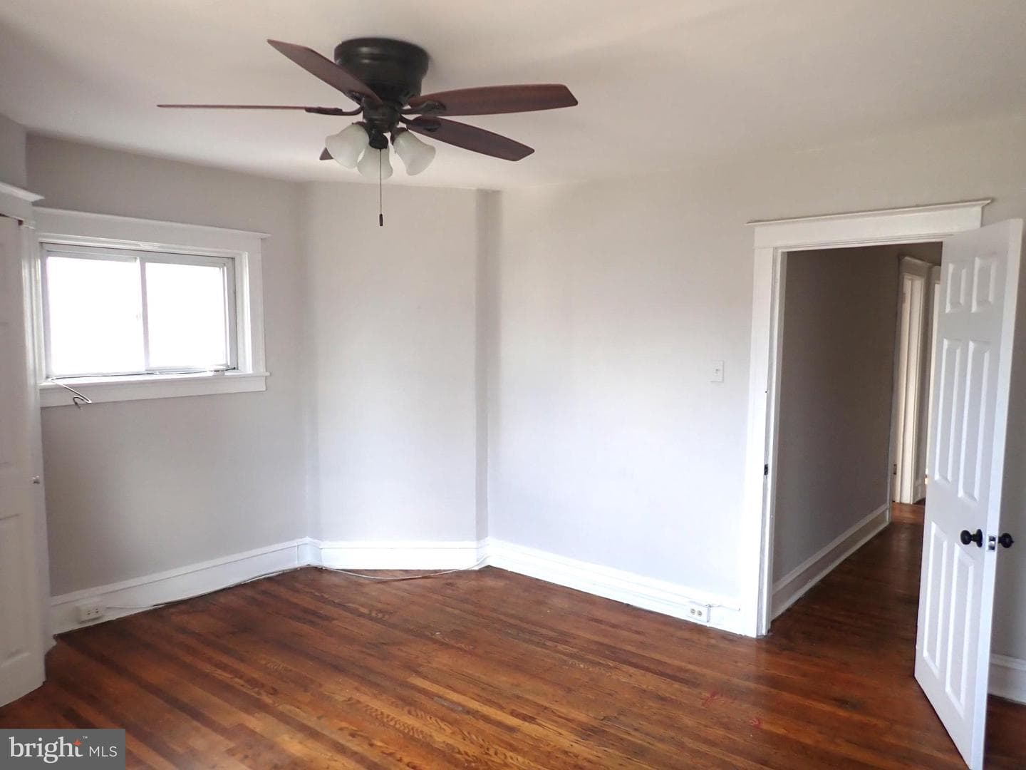 405 Hazel Avenue photo 9