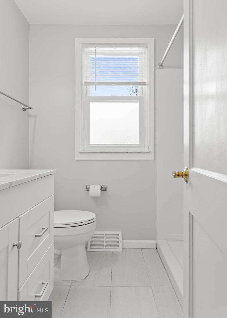 22 Longwood Drive photo 14