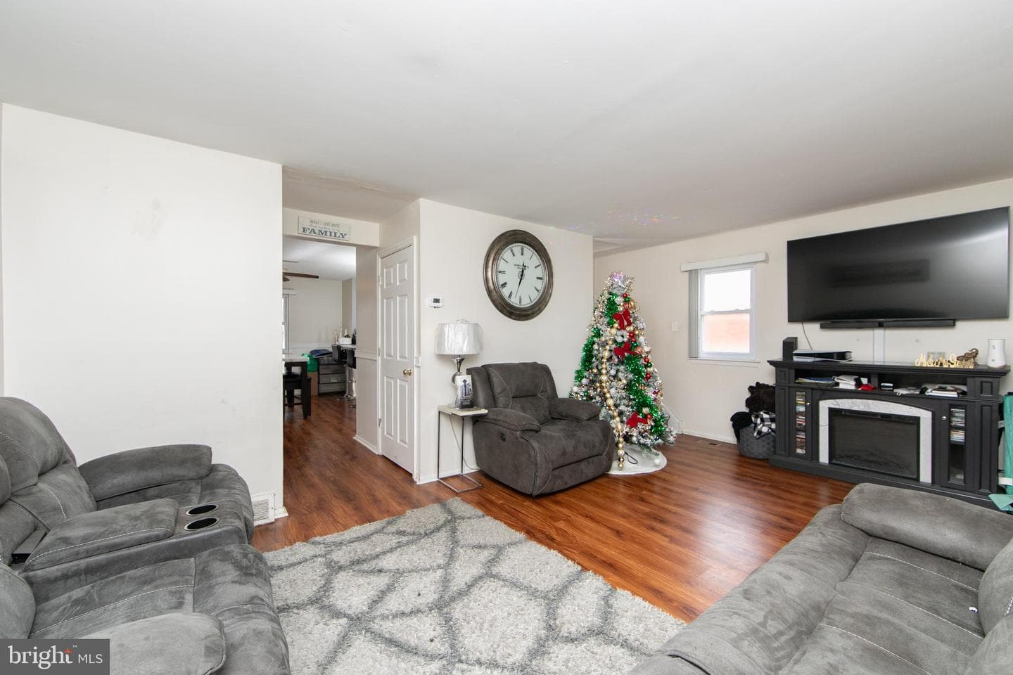 804 Felton Avenue photo 9
