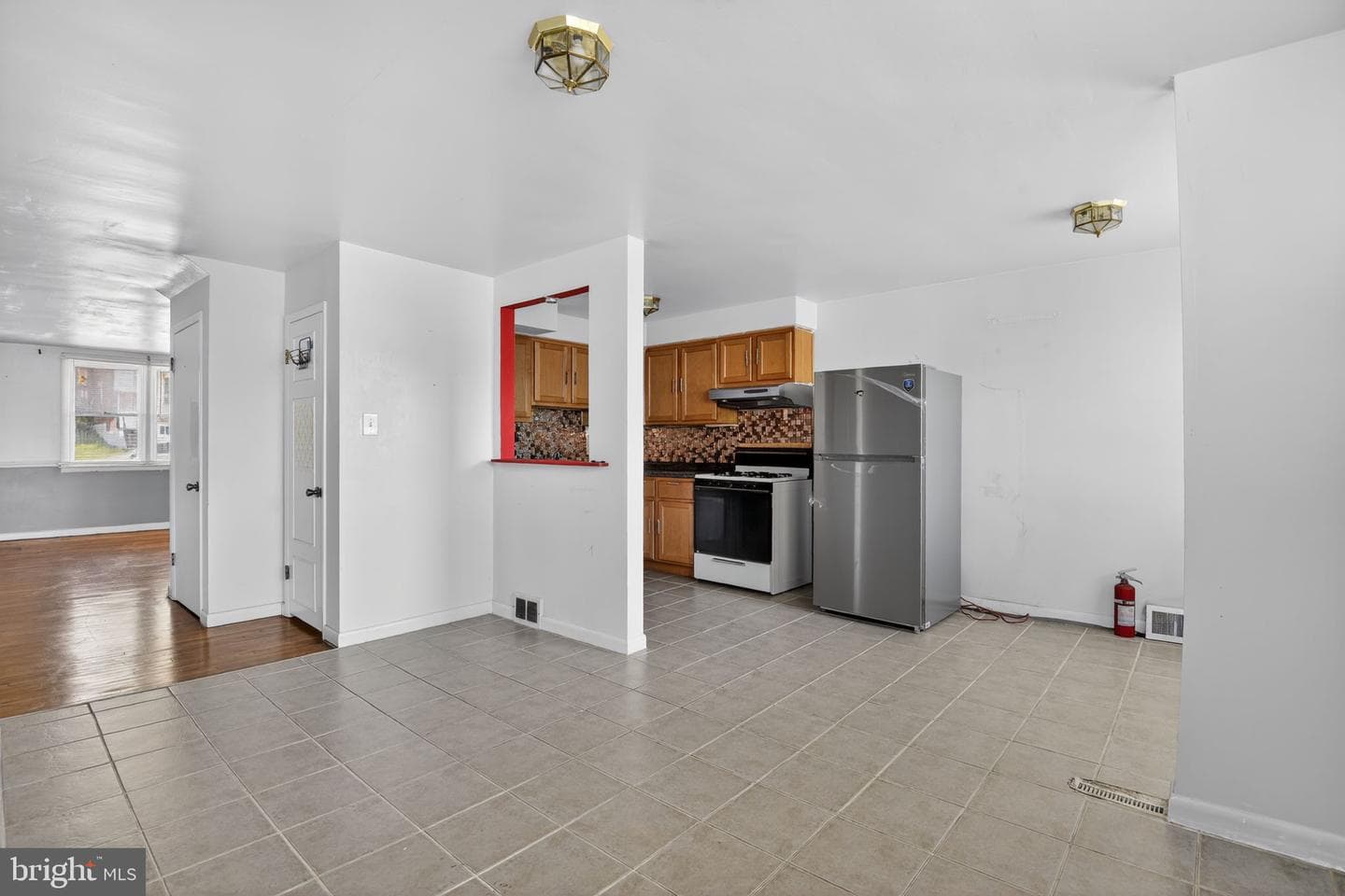 4026 Gideon Road photo 6
