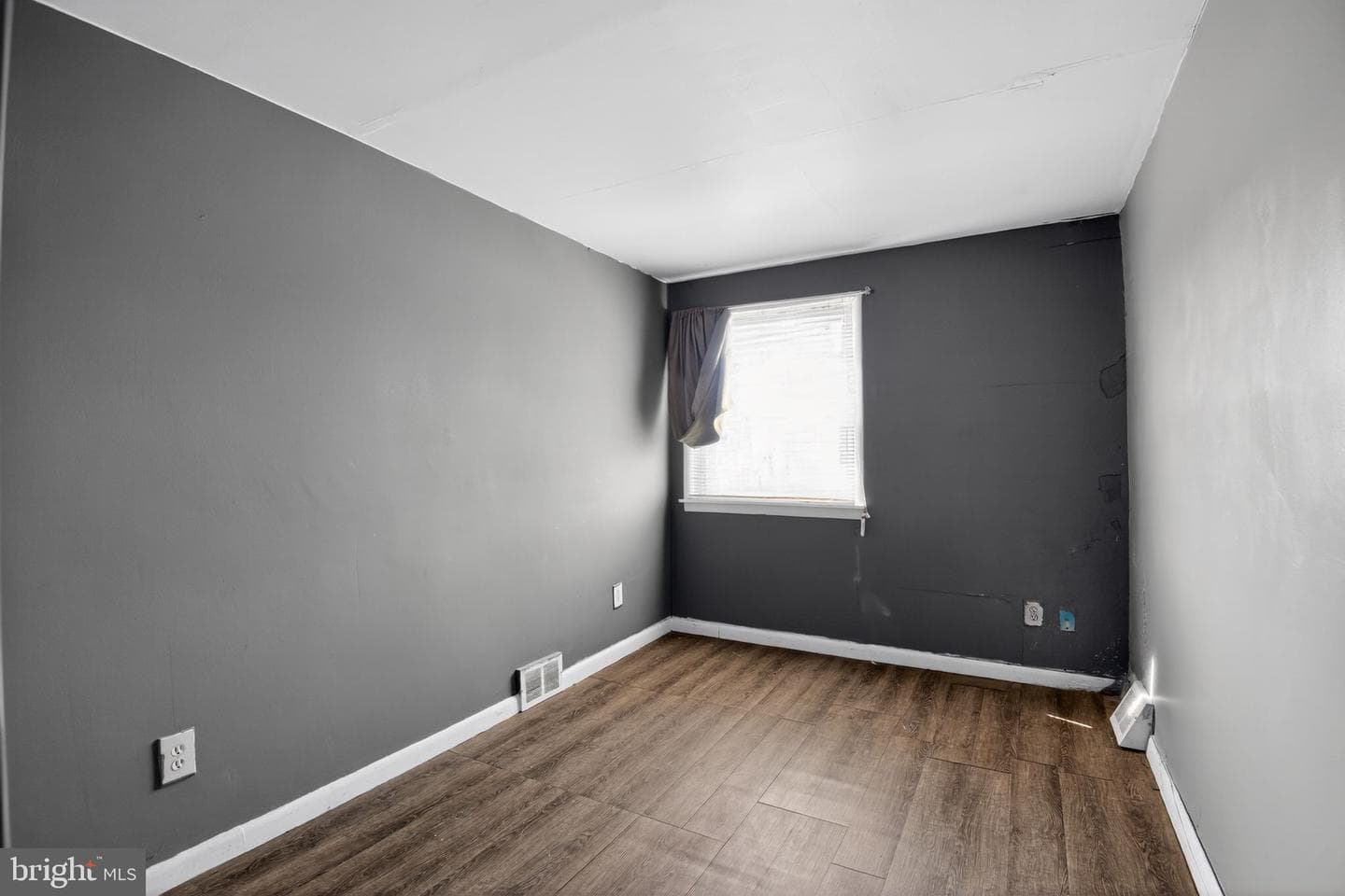 4026 Gideon Road photo 8