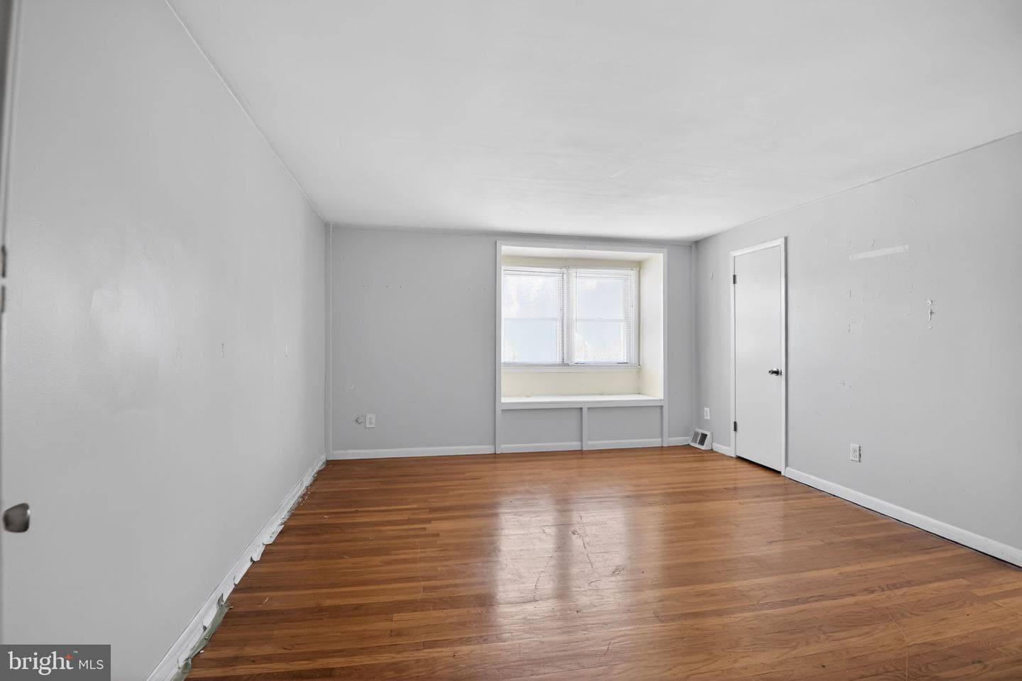 4026 Gideon Road photo 9