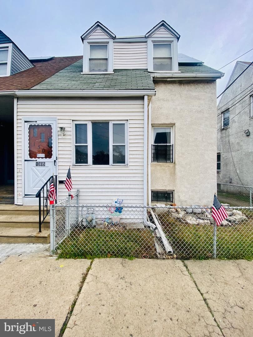 1305 Ridley Avenue photo 2