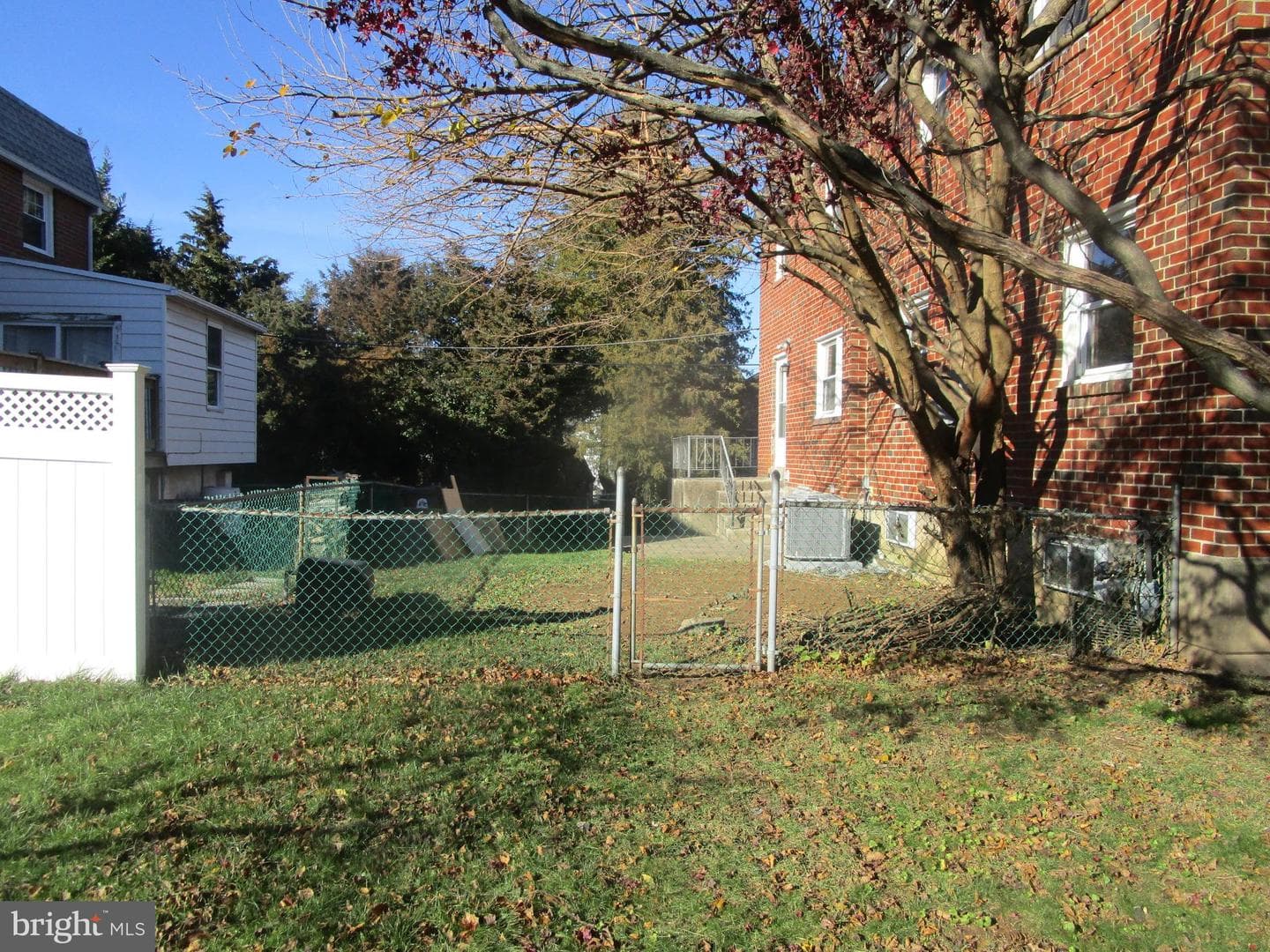 135 Drexel Avenue photo 3