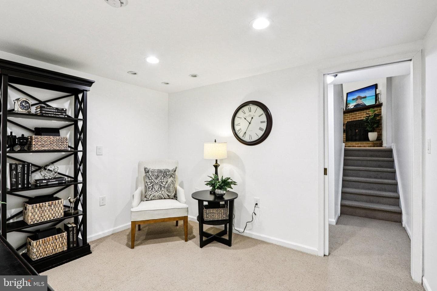 120 Eaton Drive photo 20