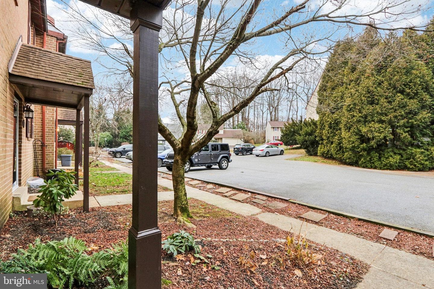 120 Eaton Drive photo 49