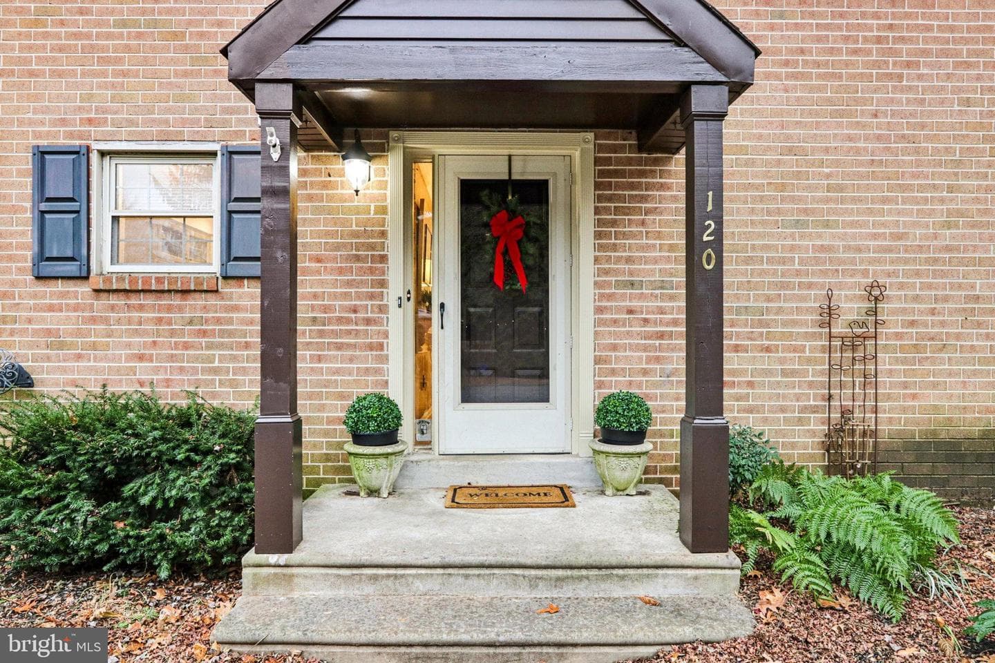 120 Eaton Drive photo 53
