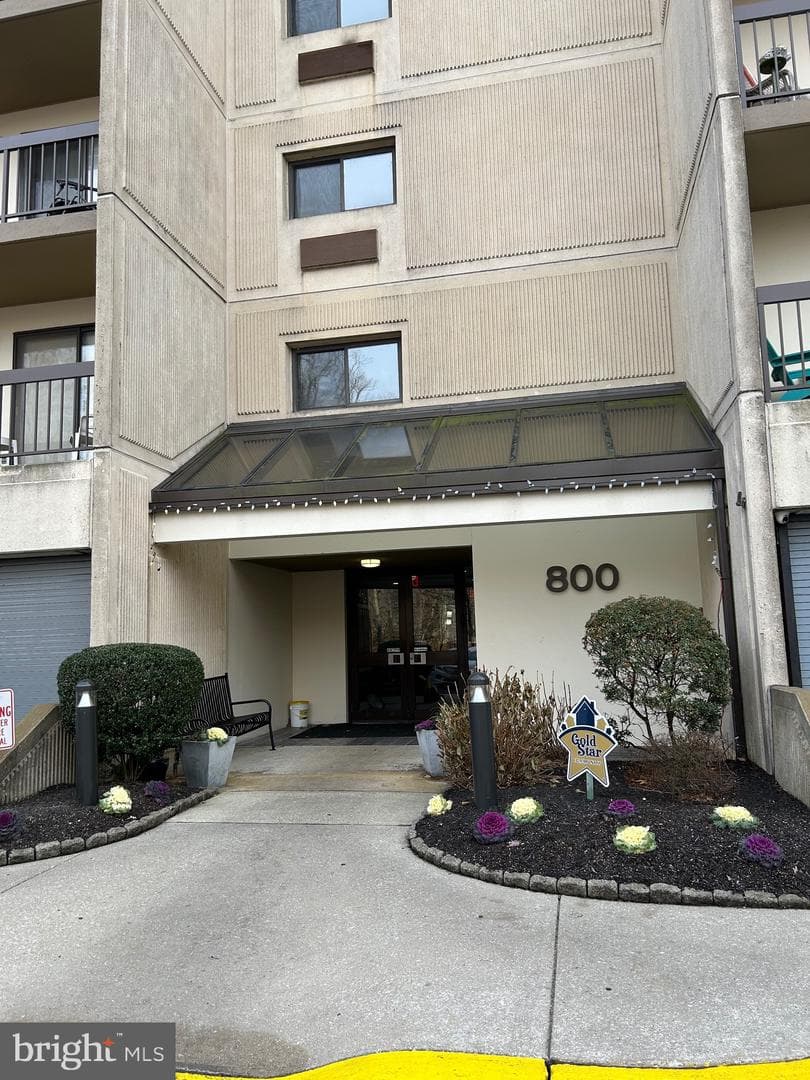 800 Avondale Road #7m photo 3