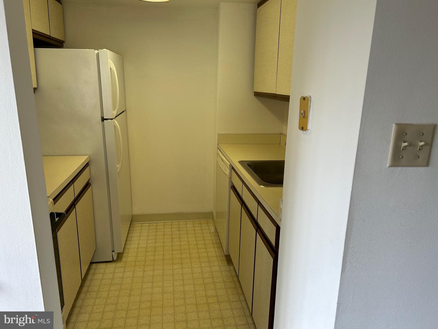800 Avondale Road #7m photo 9