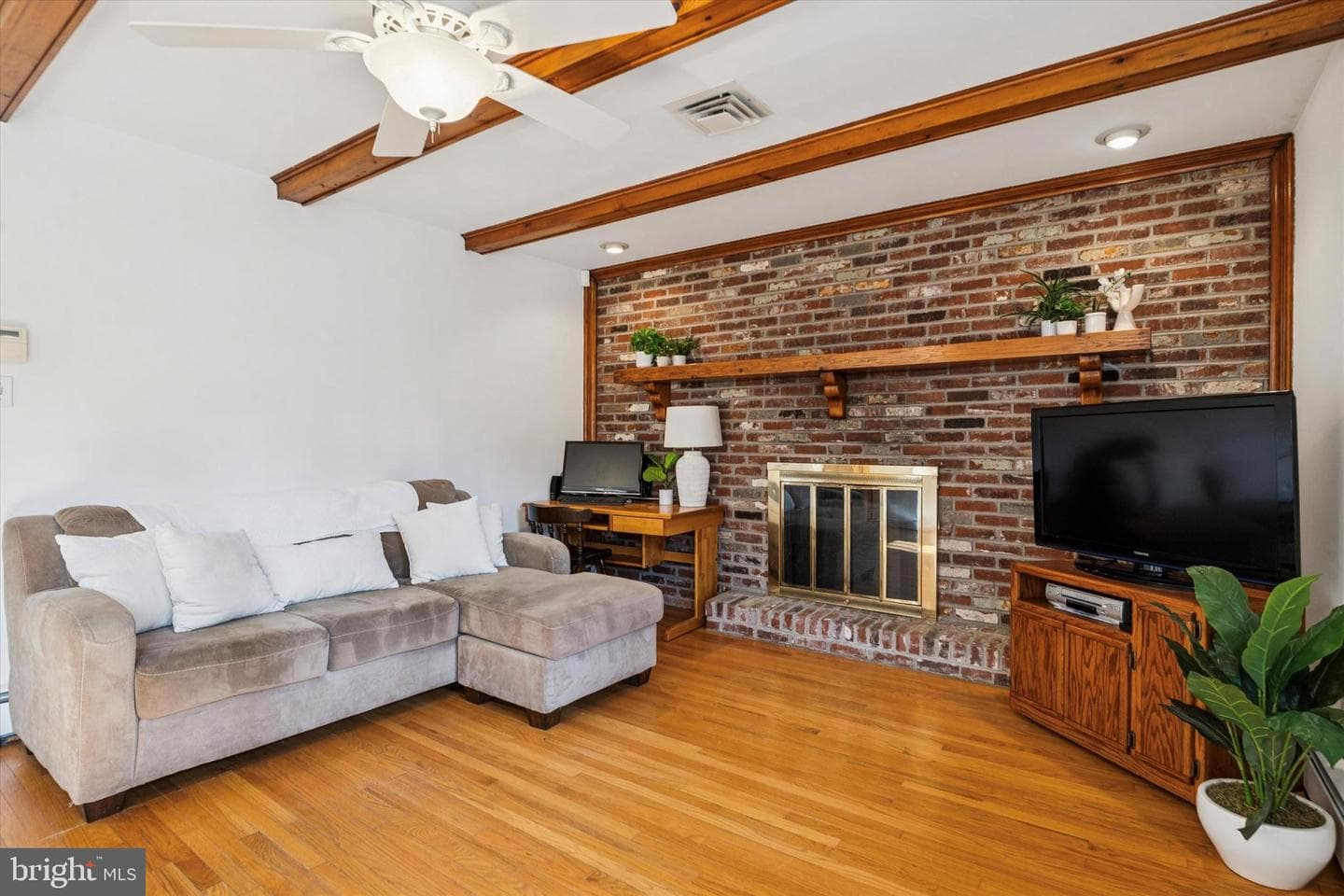 7 Dale Lane photo 13