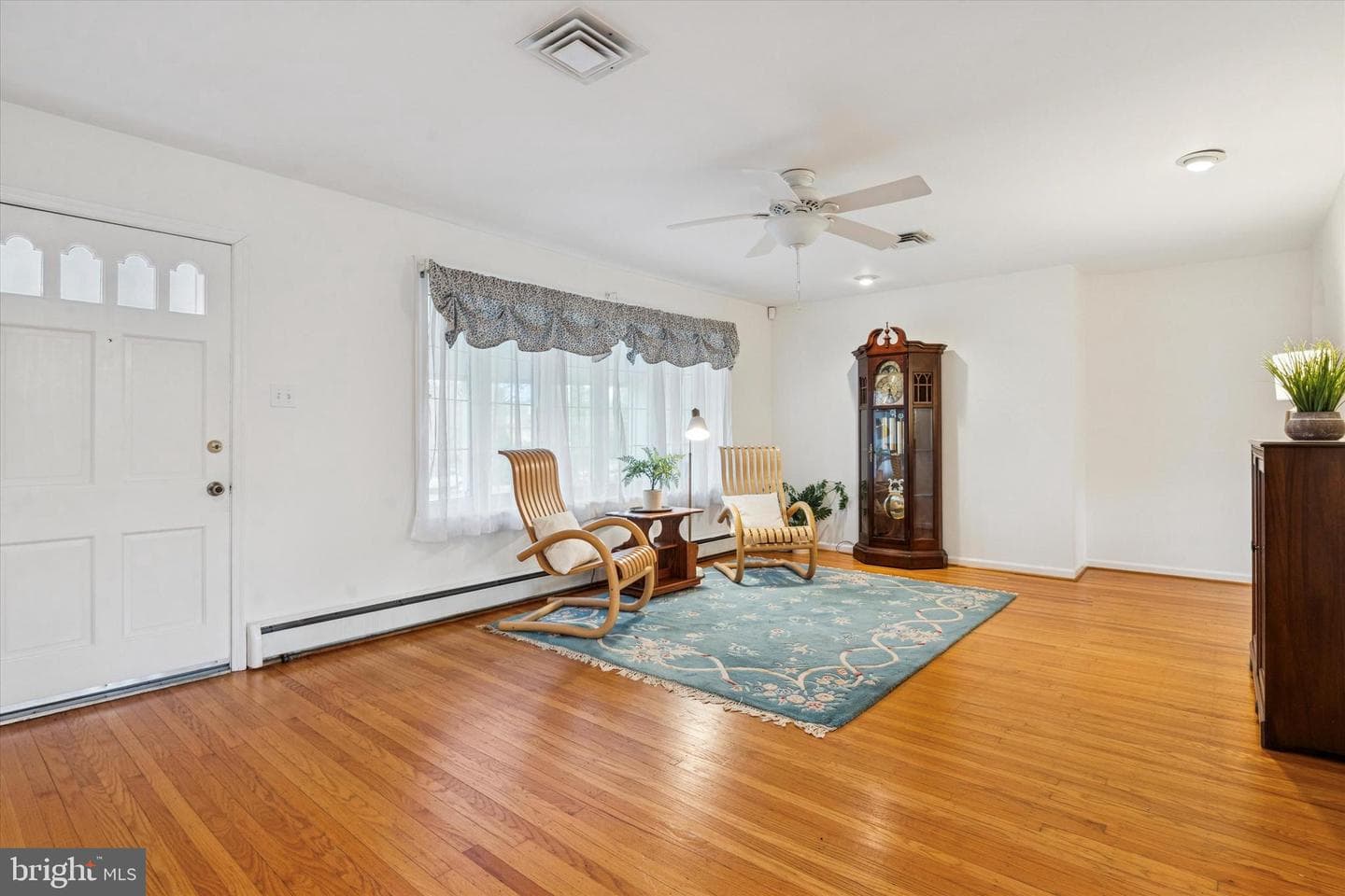 7 Dale Lane photo 15