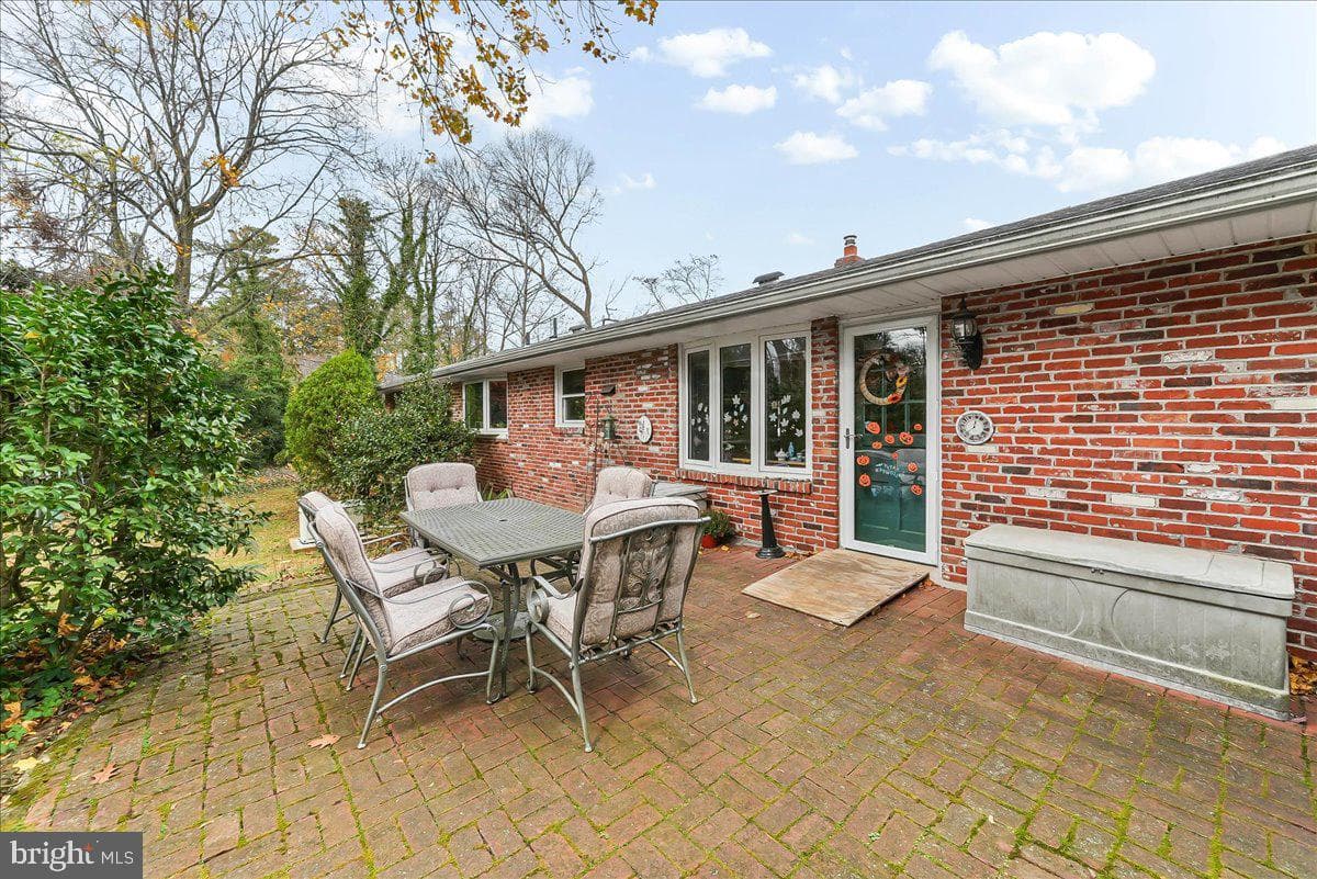 7 Dale Lane photo 27