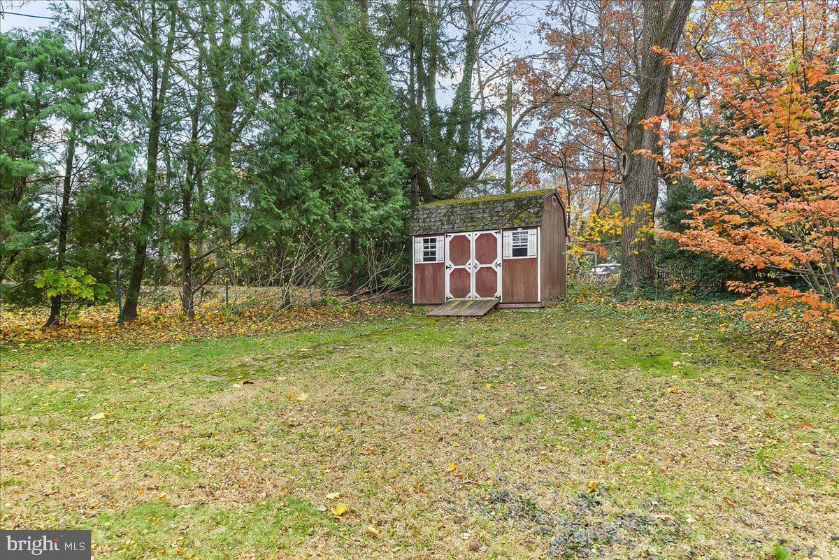 7 Dale Lane photo 29