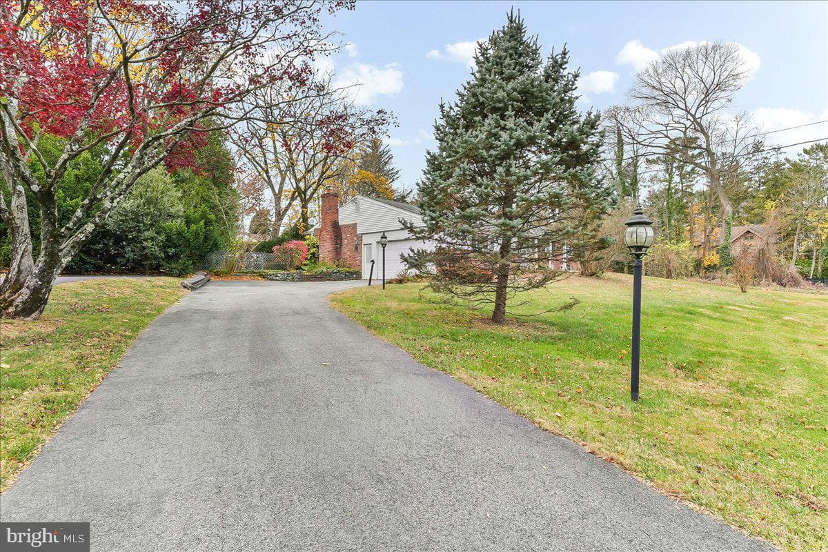7 Dale Lane photo 33