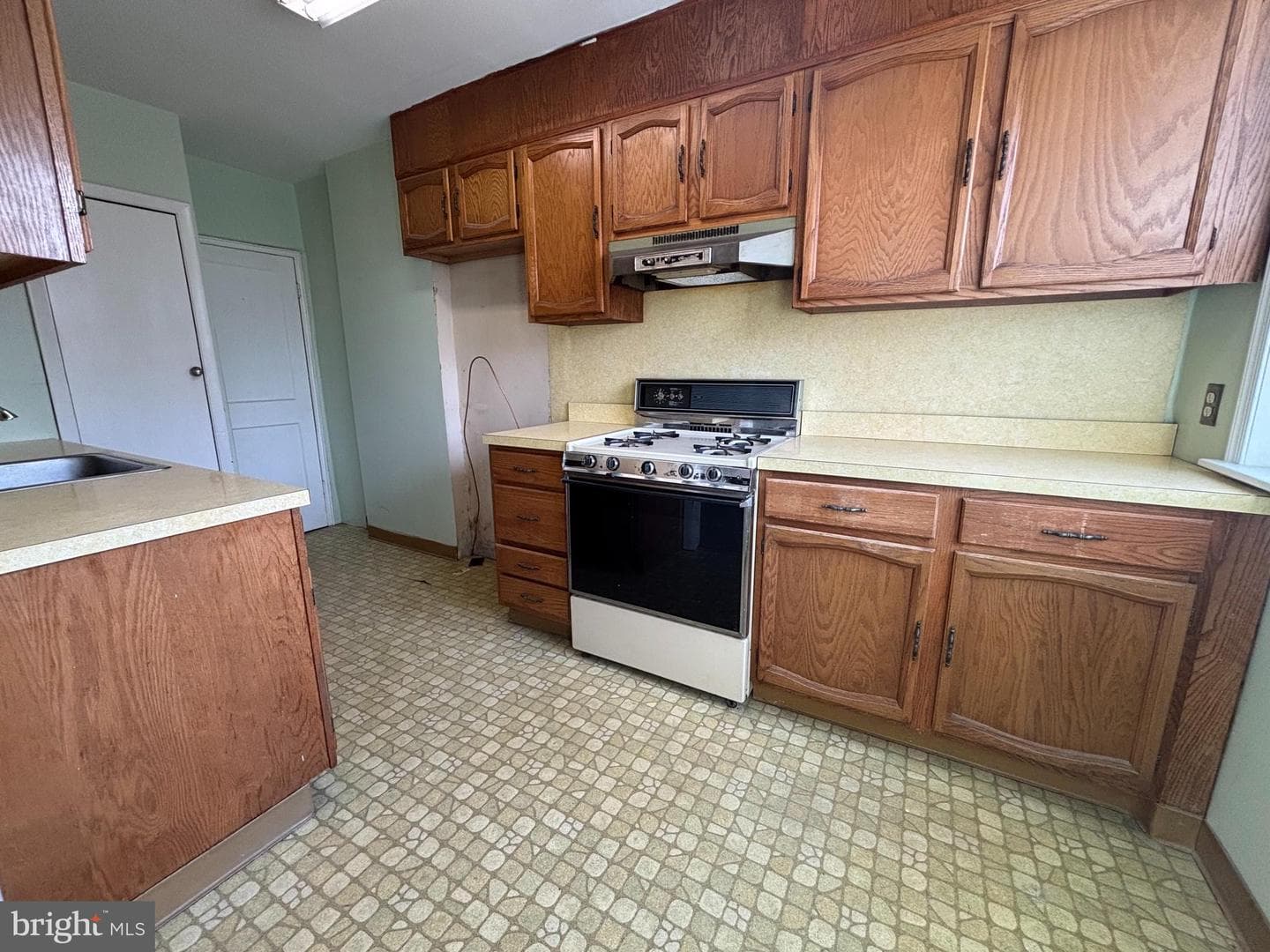 1110 Cobbs Street photo 13