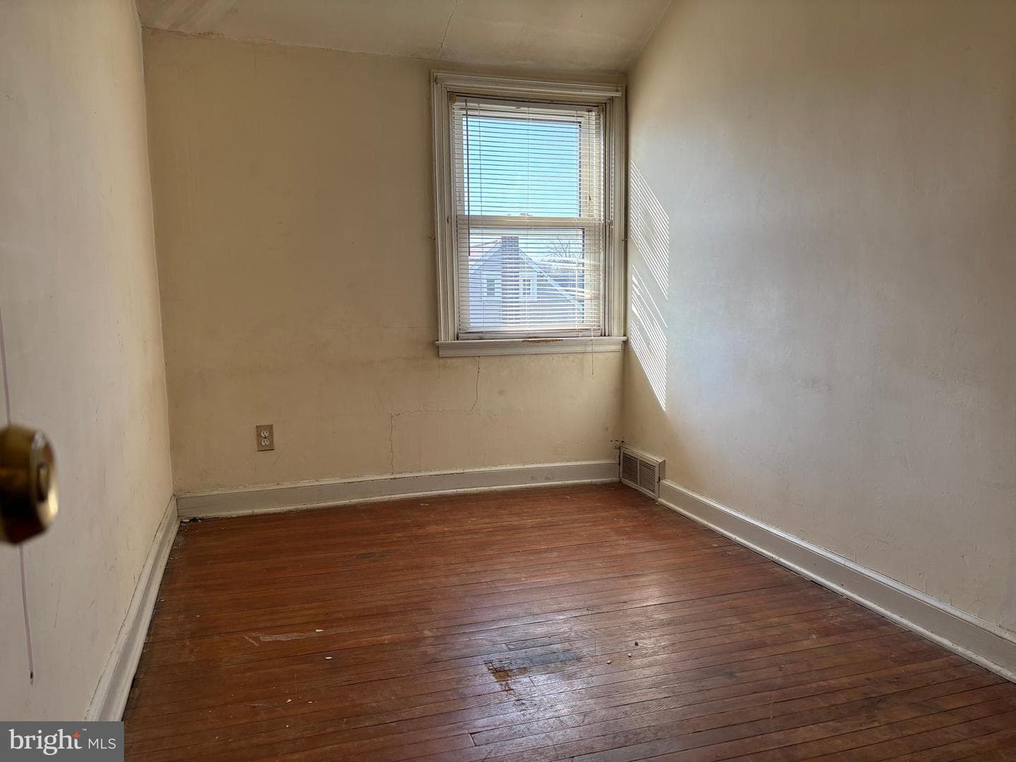 1110 Cobbs Street photo 30