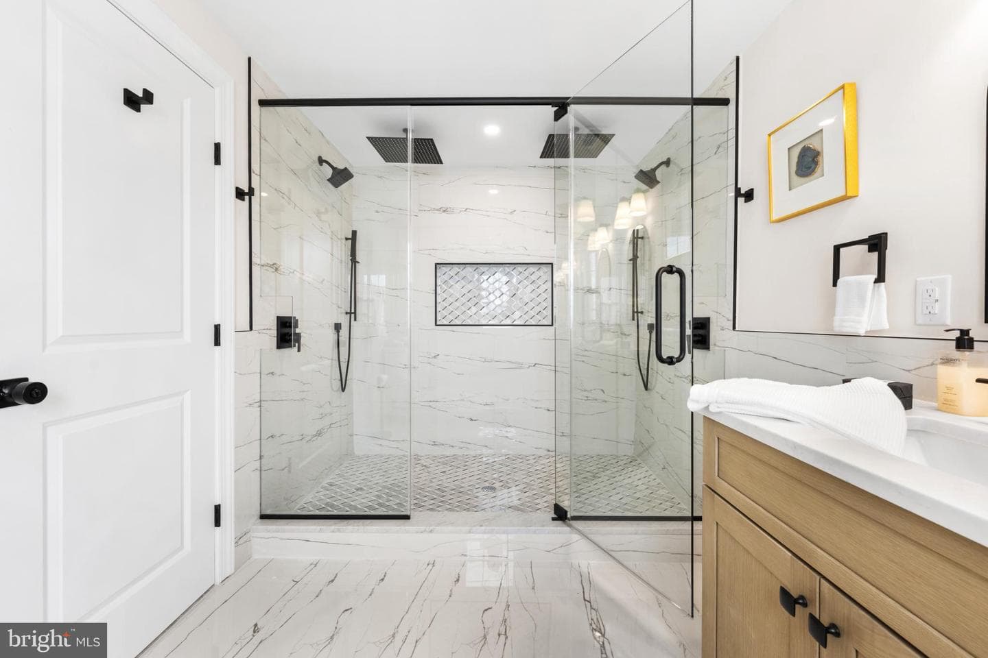 466 Saint Davids Avenue photo 26
