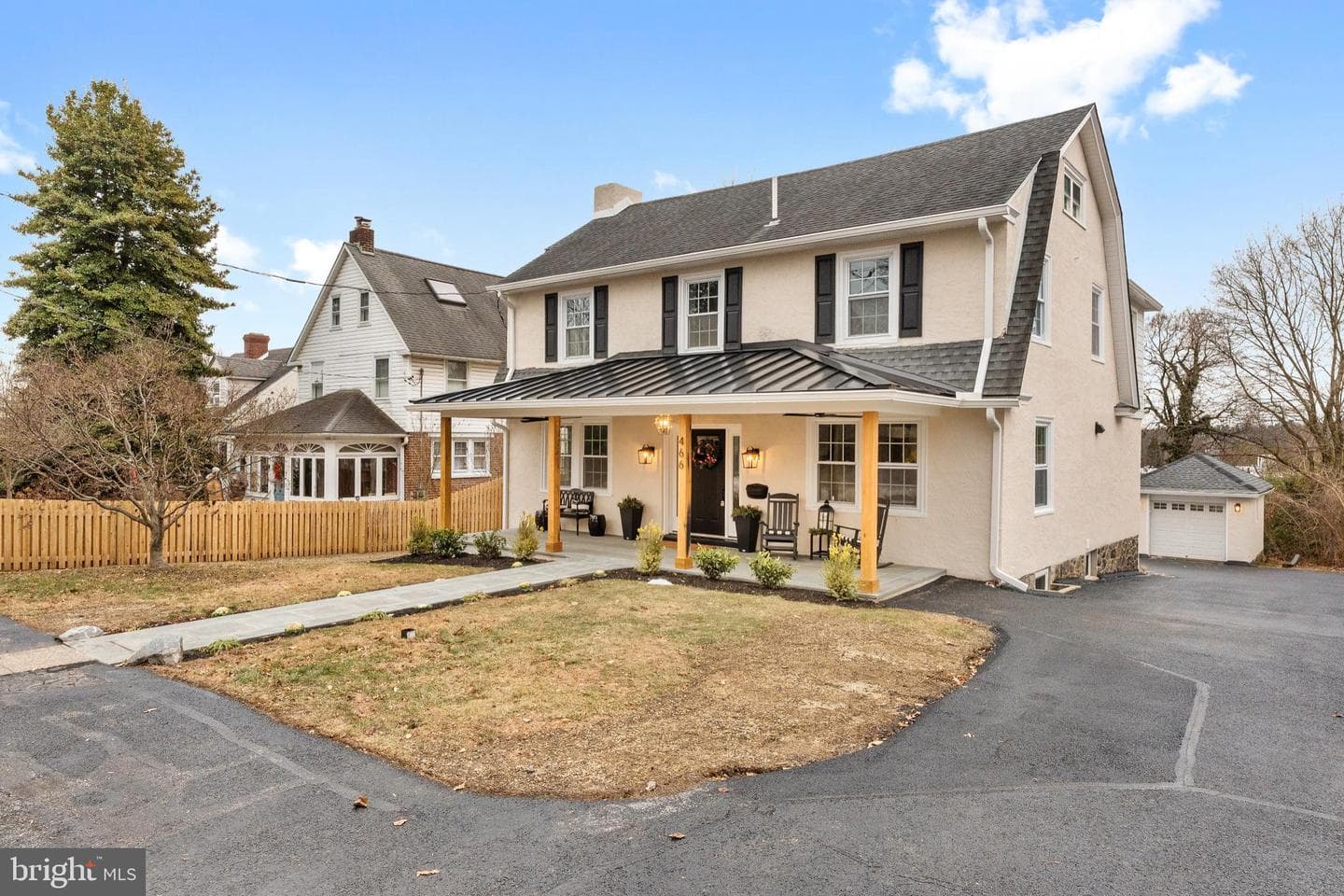 466 Saint Davids Avenue photo 3