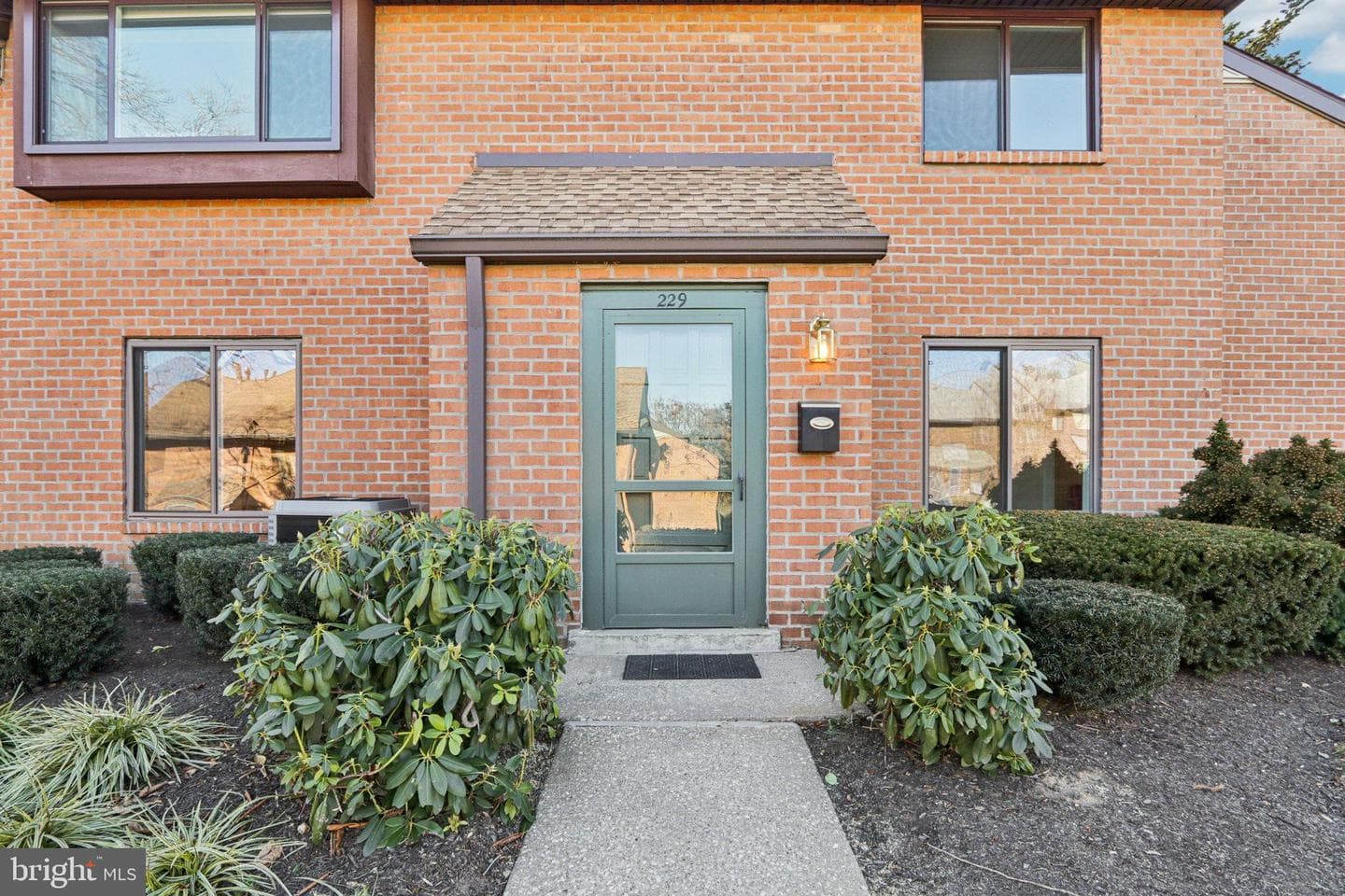 700 Ardmore Avenue #229 photo 2