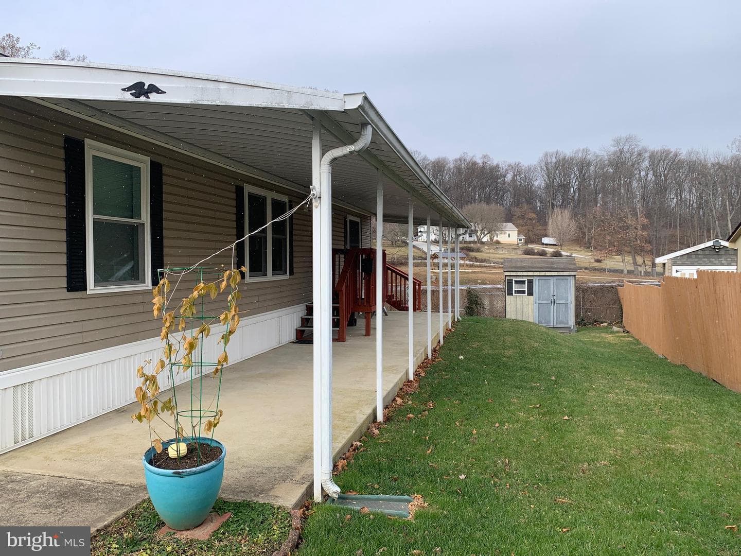 51 Lake Drive photo 3