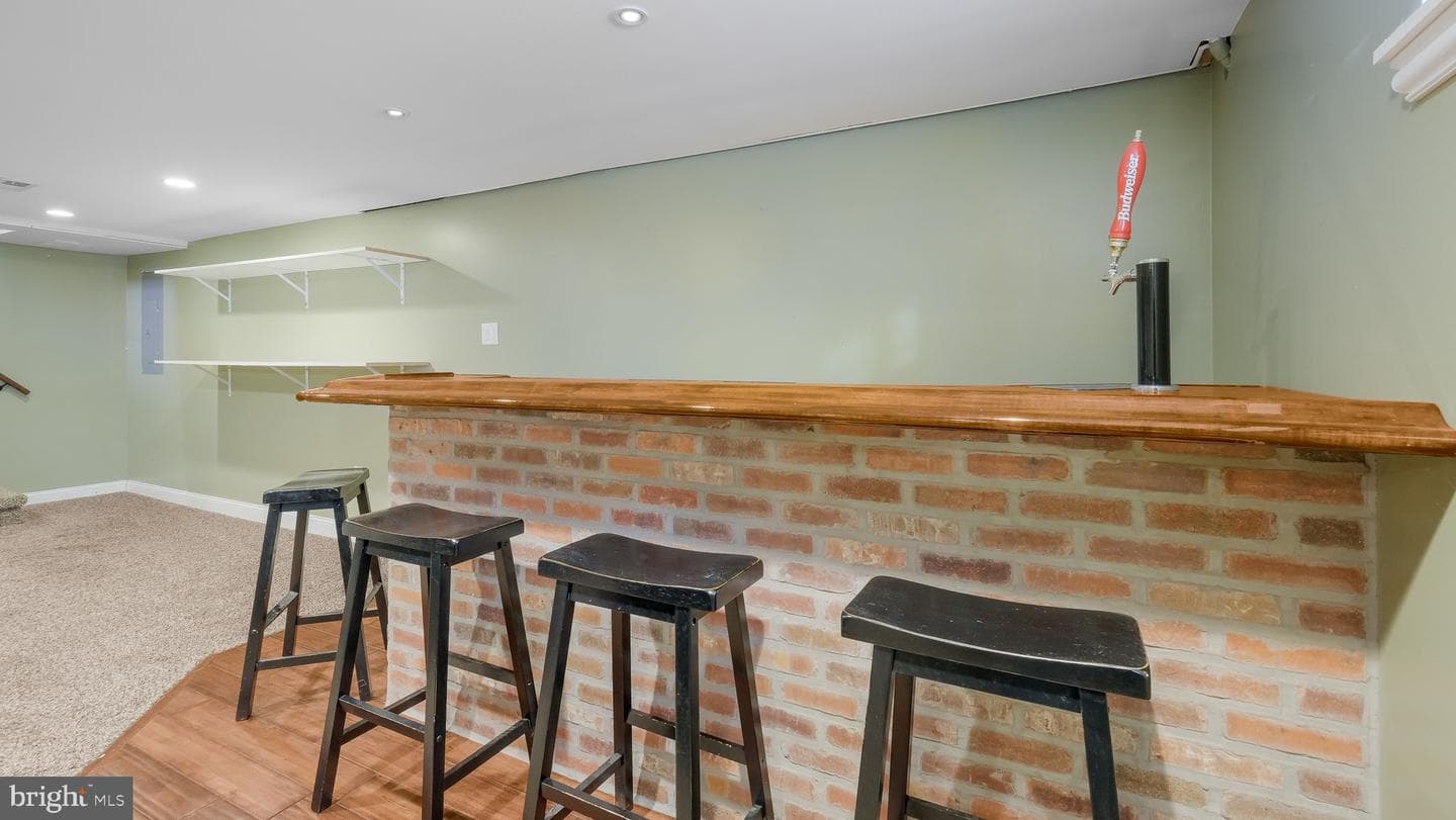184 Woodlark Lane photo 16