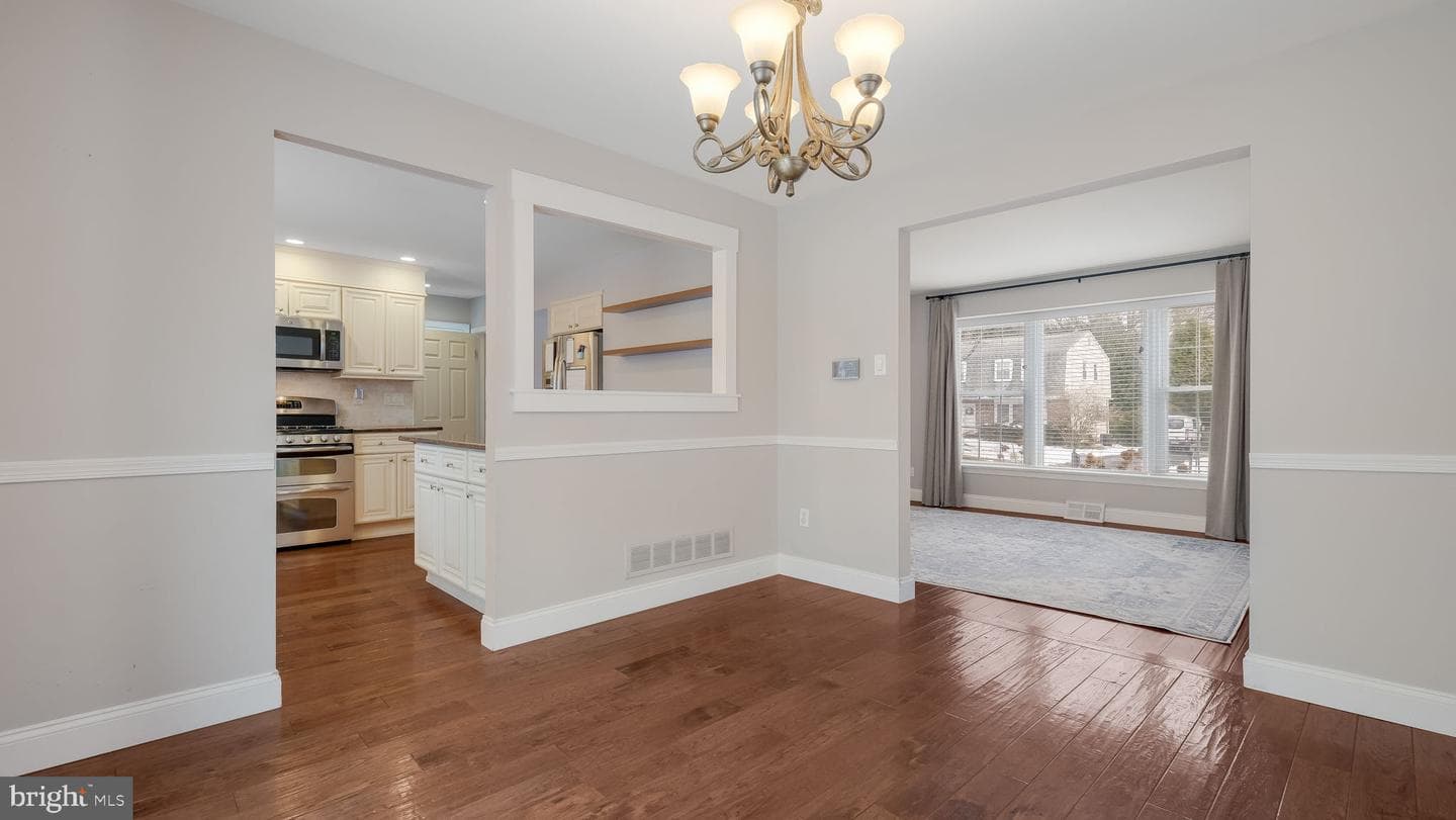 184 Woodlark Lane photo 8