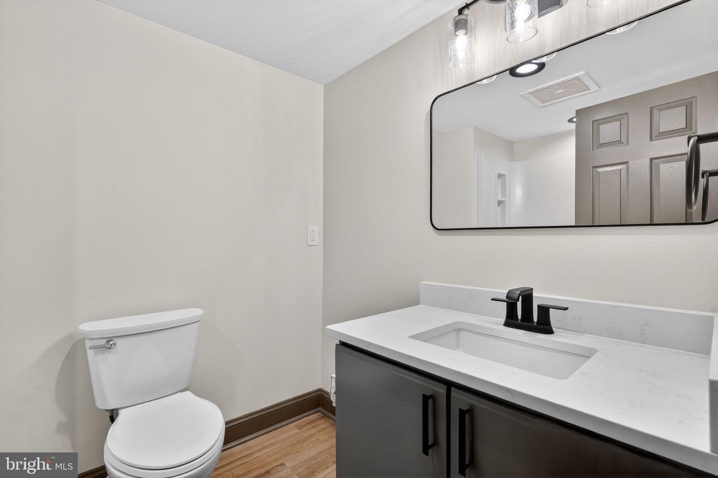 800 Avondale Road #2c photo 27