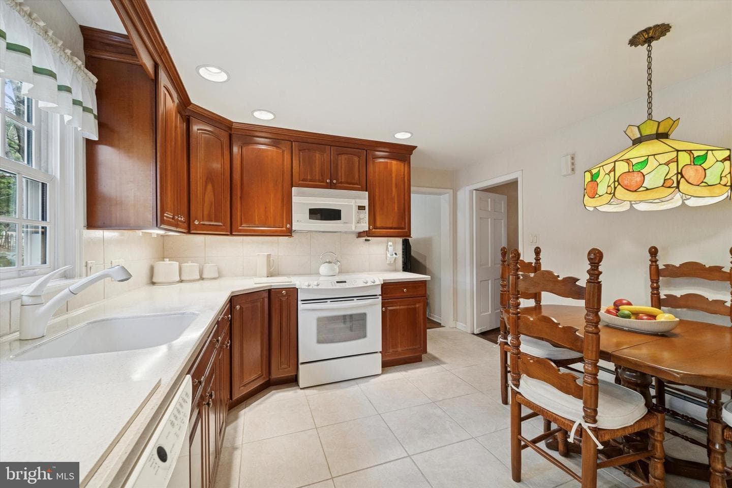 7 Todmorden Drive photo 10