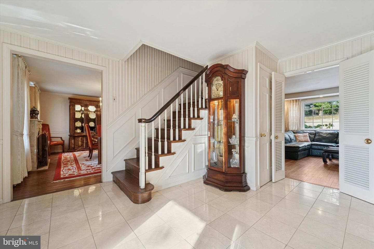 7 Todmorden Drive photo 2