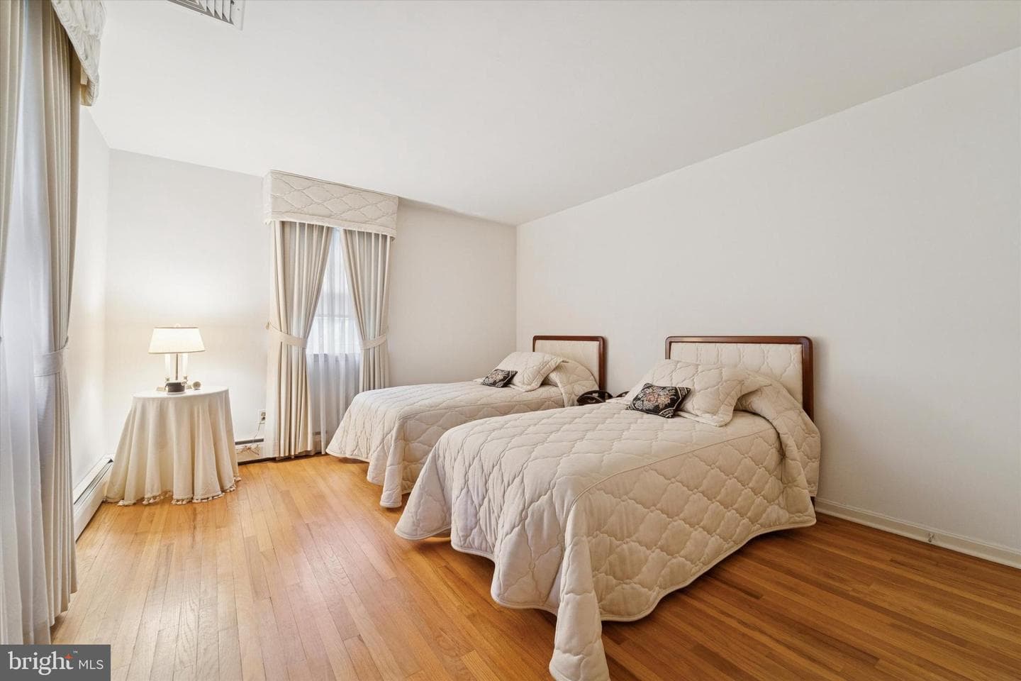 7 Todmorden Drive photo 21