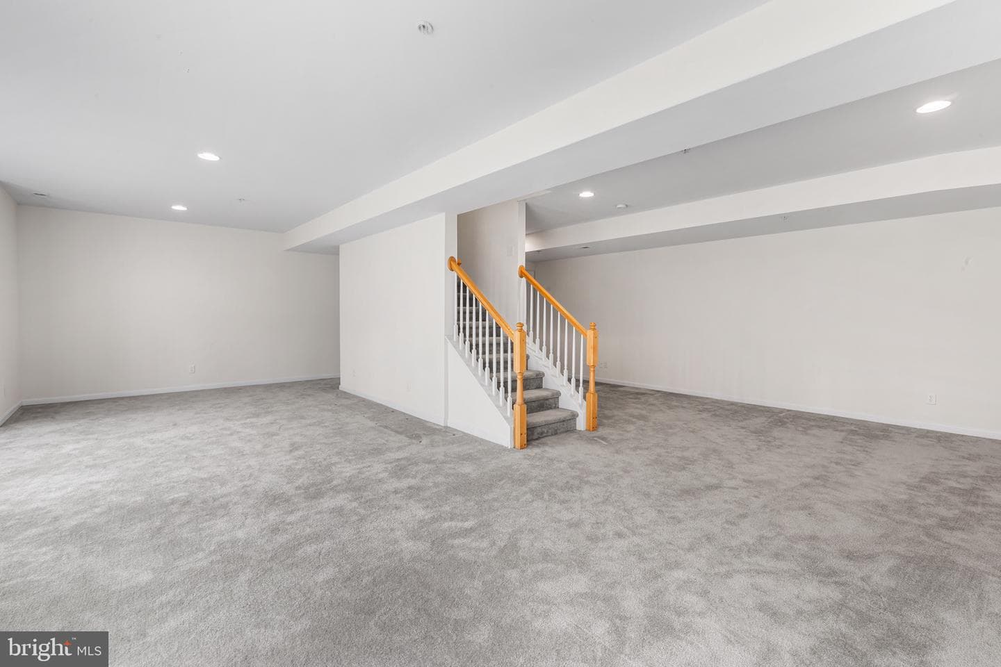 615 Wiltshire Lane photo 32