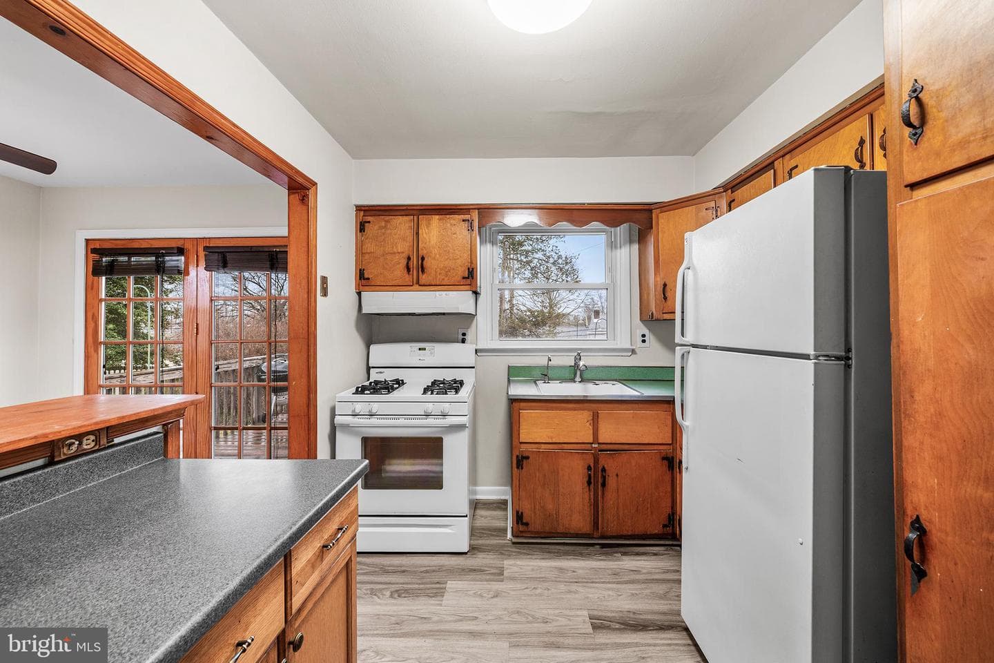 1108 Providence Road photo 13