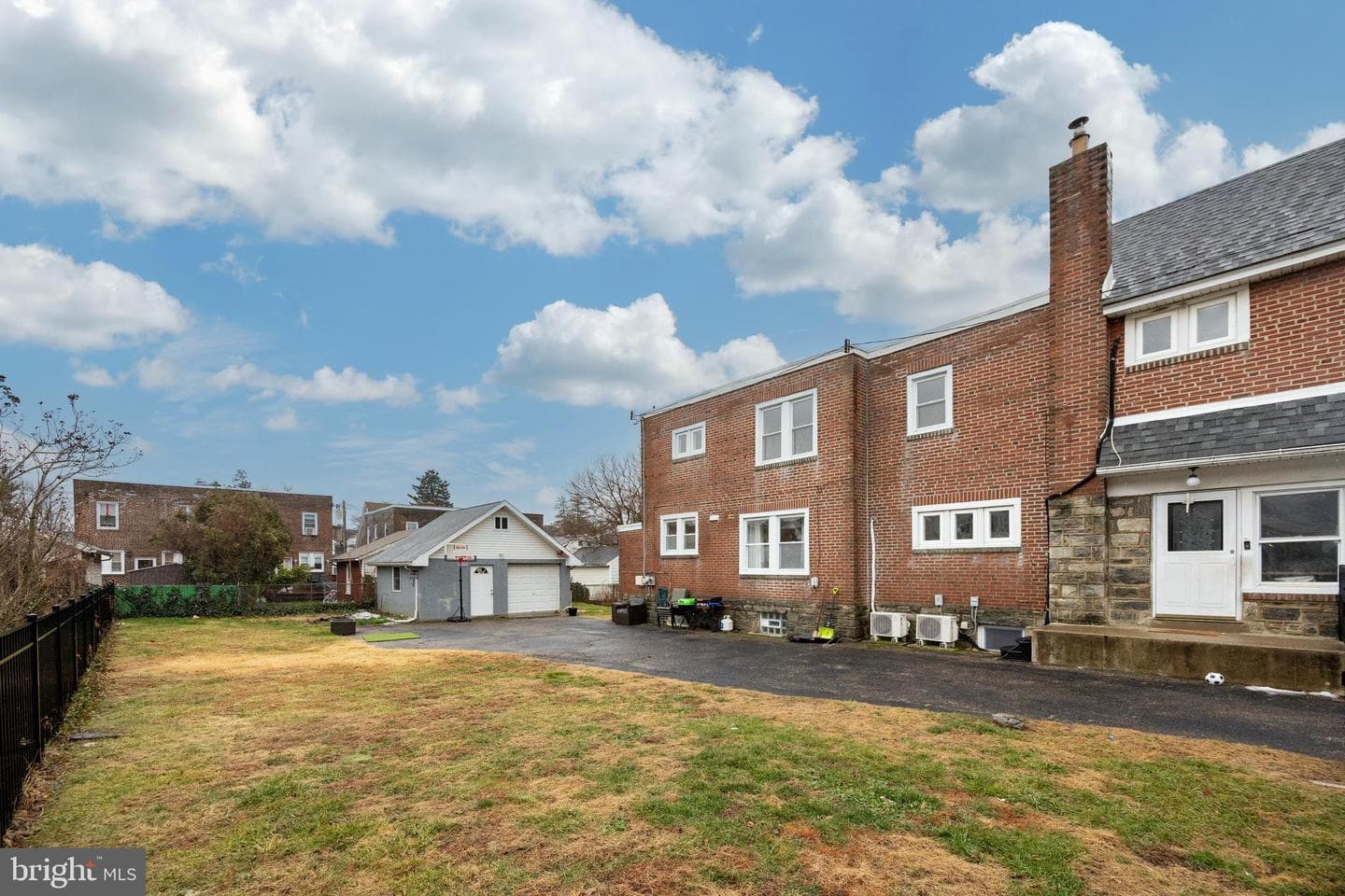 259 Powell Road photo 36