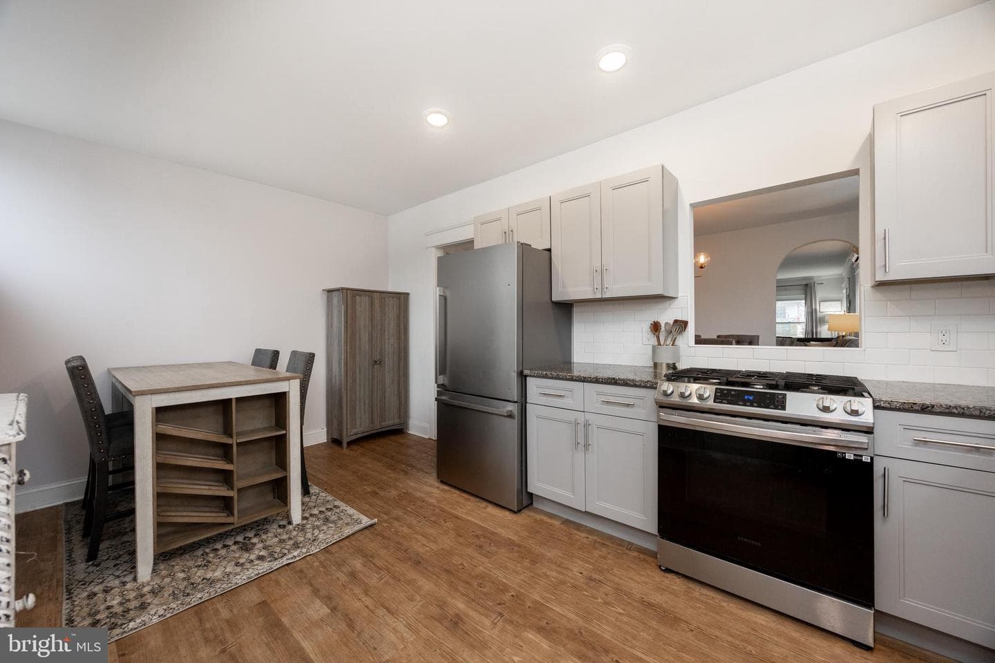 259 Powell Road photo 5