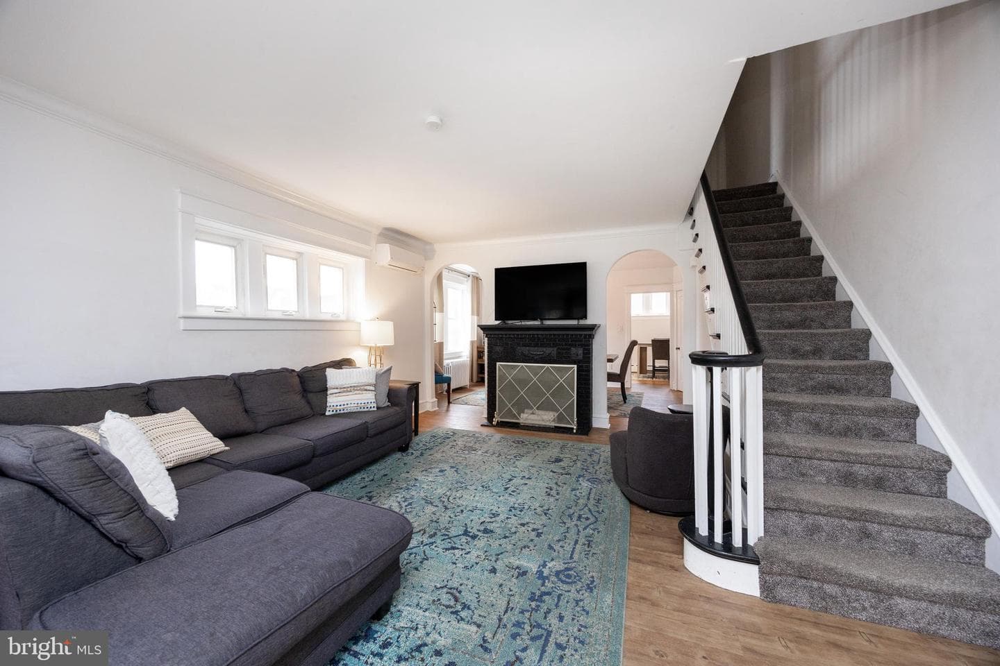 259 Powell Road photo 8