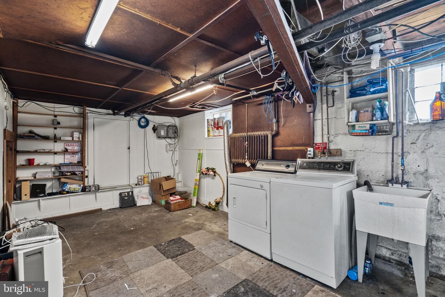 530 E Manoa Road photo 27