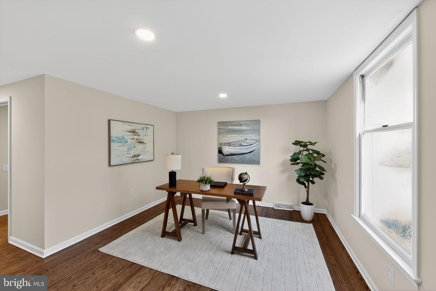 76 E Rose Tree Road photo 18