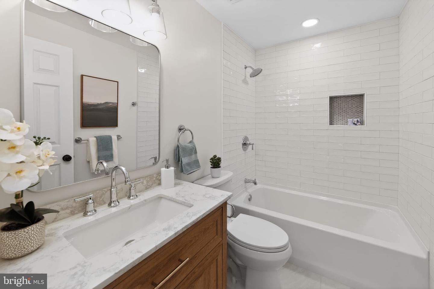 76 E Rose Tree Road photo 29