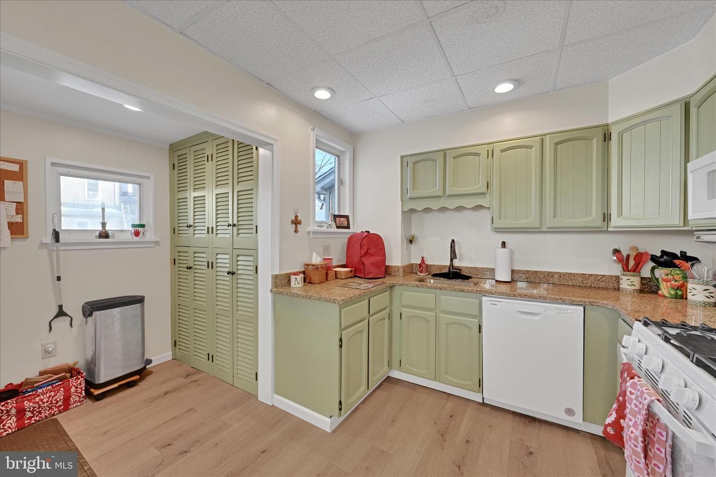 7425 Rogers Avenue photo 10