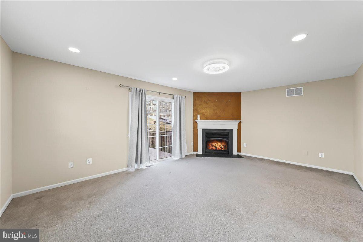 3 Whalens Court photo 4